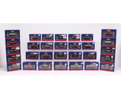 Bachmann: A collection of thirty boxed Bachmann, OO Gauge rolling stock wagons. Original boxes, general wear expected with ag