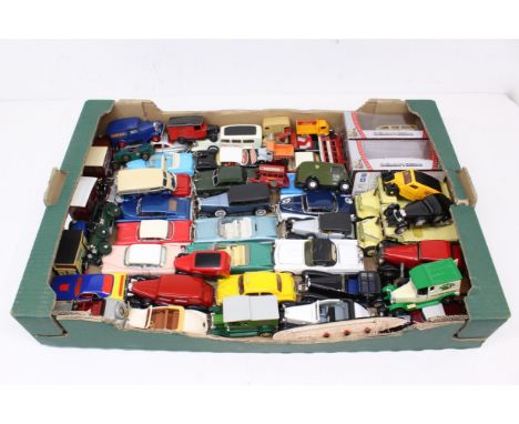 Diecast: A collection of assorted vintage and modern unboxed diecast vehicles to include: Dinky, Matchbox, Solido, Corgi, ERT