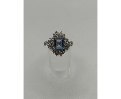 18ct White Gold Diamond Aquamarine Cluster Ring. 