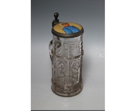 A FRANCO PRUSSIAN GLASS BEER STEIN WITH HINGED LID DEPICTING GENERAL R. MOLTKE, the glass body with date 1871 to bottom edge,