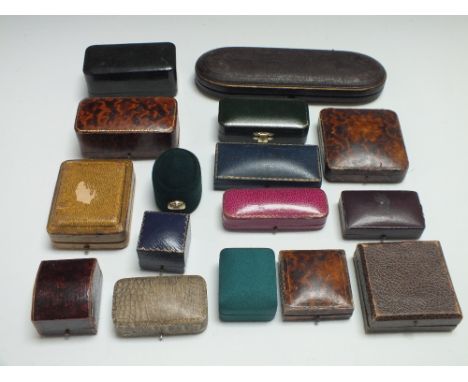 A COLLECTION OF VINTAGE JEWELLERY BOXES ETC., (16)