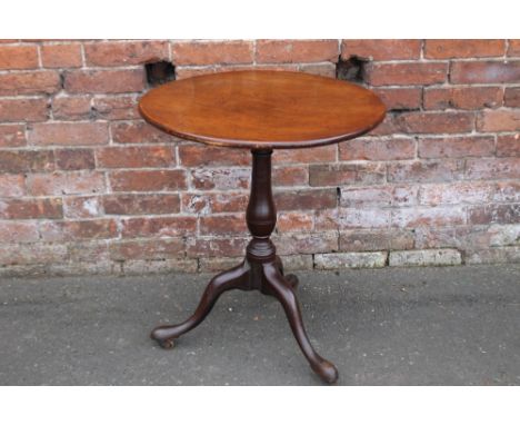 A 19TH CENTURY MAHOGANY PEDESTAL TABLE, the one piece top raised on a turned column and tripod support, H 71 cm, Dia. 63 cm, 