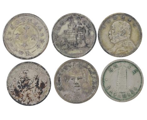 China - Republic: a small quantity of coins, comprising: twenty cents, Fukien (KM Y381), very fine; twenty cents, Fukien, Can