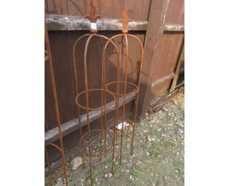 PAIR OF FINIAL TOPPED GARDEN OBELISKS HEIGHT APPROX 110CM