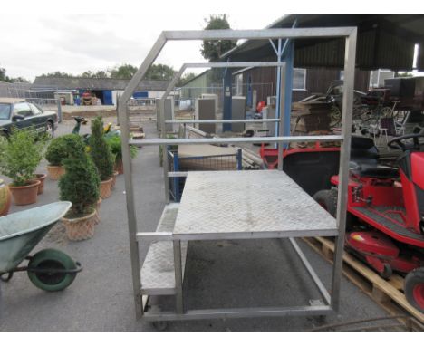 LARGE CHECKERPLATE AND BOX SECTION STEP LENGTH APPROX 155CM