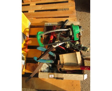 BOX QTY OF VARIOUS GARDEN TOOLS INCLUDING HAND SHEERS ETC