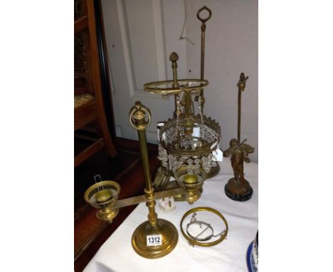 A French spelter violinist table lamp &amp; other brass lighting