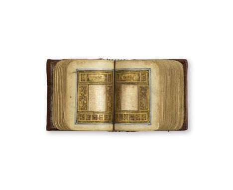 Coran miniature ancien, probablement Afrique du Nord XV-XVIe siècle An early miniature Qur'an, Probably North Africa, 15th-16