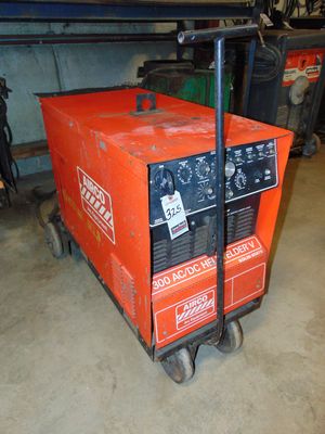 AIRCO 300 AC/DC HELIWELDER V PORT. AC/DC ARC WELDER, 300 AMP. located ...