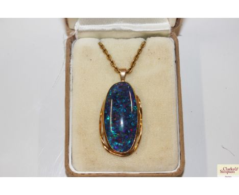 The Opal and Jade Centre, New Zealand opal trip pendant LTE, set to 9ct gold mount hung to a 9ct gold fine link chain, chain 