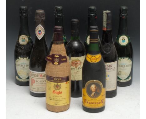 A bottle of Catturich-Ducco Brut, 115, 75cl, three others the same; a bootle of Rioja Faustino V, Resrve 1998, 13%, 75cl; a b