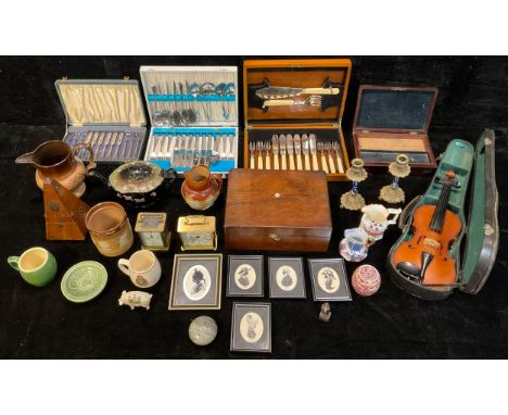 Boxes and Objects - a Maelzel metronome; a late 19th/early 20th century brass carriage timepiece; a pair of Aesthetic Movemen