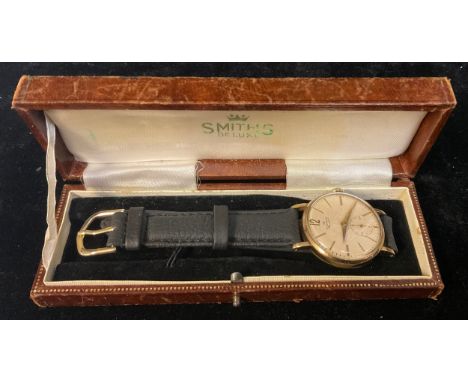 A vintage Smiths 9ct gold wristwatch, original box 