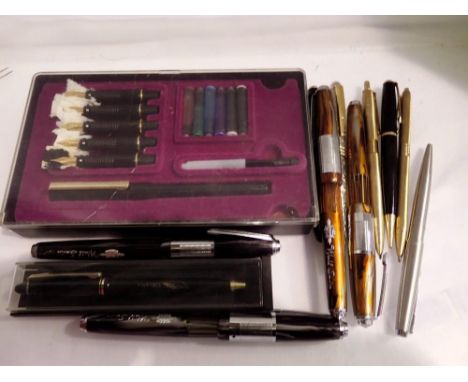 Box of mixed pens to include Parker. UK P&amp;P Group 1 (£16+VAT for the first lot and £2+VAT for subsequent lots) 