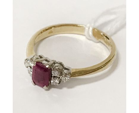 18CT GOLD RUBY &amp; DIAMOND RING - SIZE L