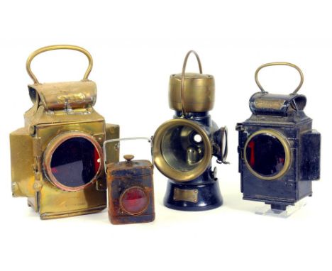 A LUCAS KING OF THE ROAD NUMBER 630 OIL L.H. SIDE LAMP, WITH CLEAR AND RED LENSES, A J & R OLDFIELD JAPANNED DEPENDENCE REAR 