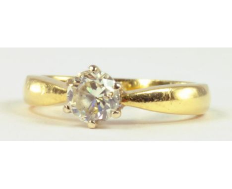 A DIAMOND SOLITAIRE RING IN GOLD, MARKED 750, 6.5G, WITH EGL DIAMOND CERTIFICATE: "1.03CT, VS1, K COLOUR"