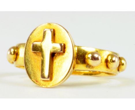 A 15CT GOLD ROSARY RING, BIRMINGHAM 1914, 3.2G