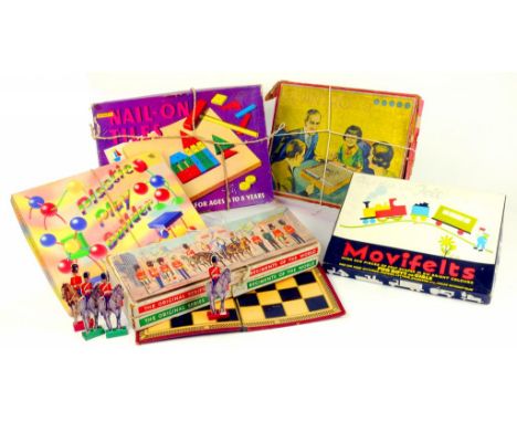 A QUANTITY OF VINTAGE BOARD GAMES AND TWO SETS OF CHAD VALLEY REGIMENTS OF THE WORLD