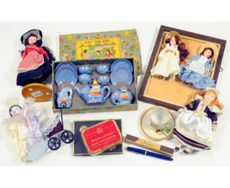 A QUANTITY OF MINIATURE DOLLS, DOLLS FURNITURE, A 1920'S JAPANESE PORCELAIN TEA SERVICE IN ORIGINAL CARD BOX, ETC