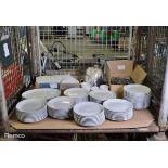 6x Oval Steak Plates, 36x Porcelite Oval Starter Plates, 63x Small Dinner Plates, 7x Small Condiment