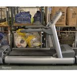 Life Fitness treadmill L 90 x W 220 x H 170cm