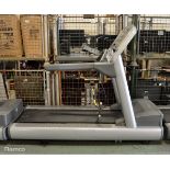 Life Fitness treadmill L 90 x W 220 x H 170cm