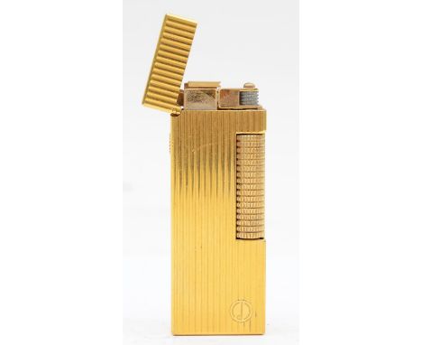 Dunhill, a rollagas gold plated cigarette lighter, 6.5cm 