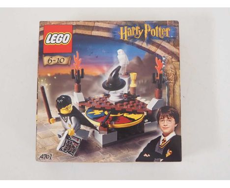 LEGO HARRY POTTER 4701 - Philosopher's Stone - Sorting Hat - Still factory sealed