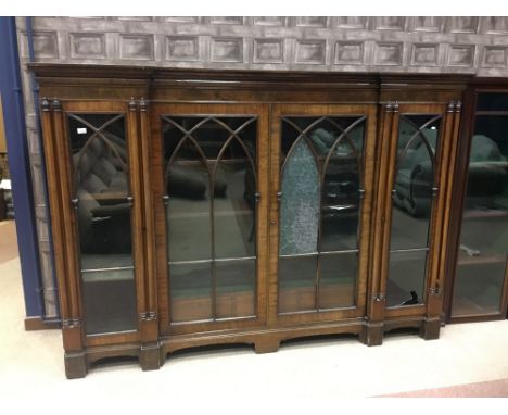 THE UPPER SECTION OF A VICTORIAN MAHOGANY LIBRARY BOOKCASE, the moulded cornice with adjustable shelving below, enclosed by f