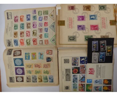 Stamp collection in Album. Great Britain and World to include Russia 1986/1988. 1977 British collection Royal Mint (mail) sta