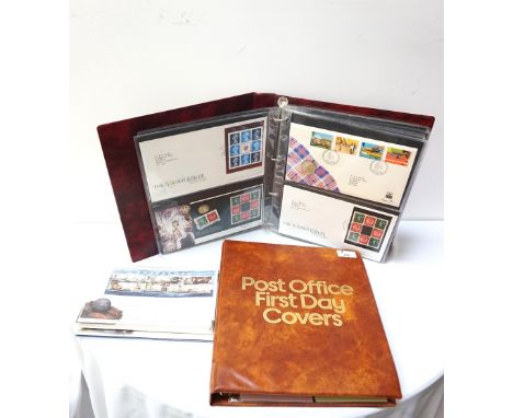 COLLECTION OF ROYAL MAIL FIRST DAY COVERSmainly 1980's - 2010, includes Trafalgar variants and coin cover (two Five Pounds co