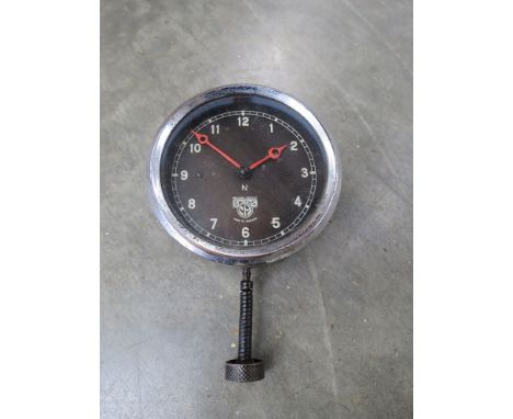 A vintage Smith's car clock (red hands)