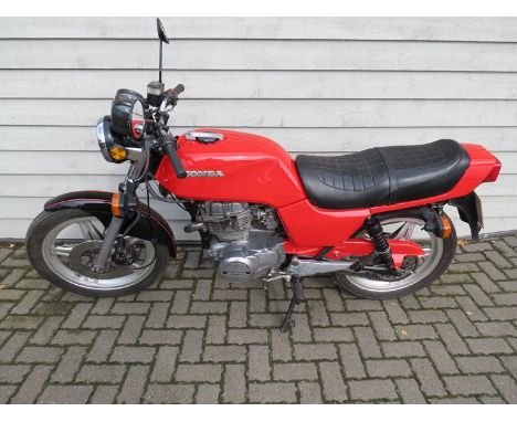 EDO 506V. Honda 250N Super Dream motorcycle 1980 249cc engine. keys and paperwork with porter. Tax SORN, no MOT Vin No. CB250