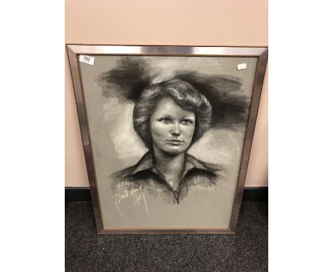 20th century school : Charcoal study, portrait of a lady, 49 x 63 cm 