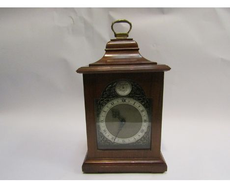 A 20th Century small bracket clock 