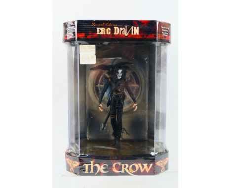 McFarlane Toys - Spawn - Movie Maniacs - A boxed #90265 special edition The Crow 'Eric Draven' figure. Presented in perspex b