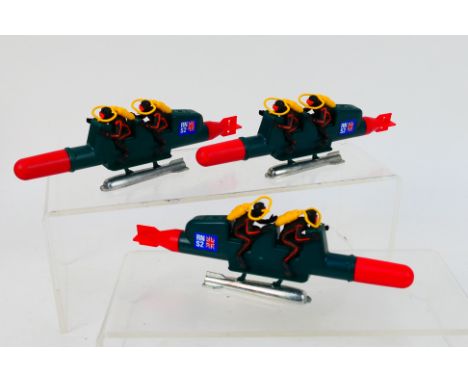 Britains - Three loose / uncarded Britains #4302  2 Man Submarines. The models appear to be in Excellent condition with some 