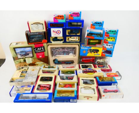 Corgi - Lledo - Oxford Diecast - Matchbox - A boxed group of over 30 boxed diecast model vehicles in several scales, includin