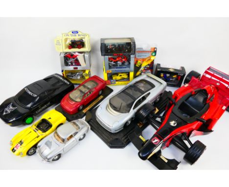 Maisto - Rio - Saico - Action Man - Others - A mixed collection of diecast and plastic vehicles in several scales both boxed 