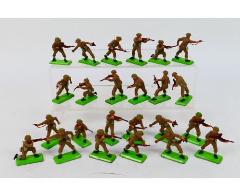 Britains Deetail - An unboxed collection of 24 Britains Deetail British Infantry figures. The group is an accumulation of fou