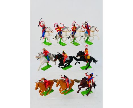 Britains Deetail - An unboxed collection of 10 Britains Deetail mounted Indian figures. The figures generally appear to be in
