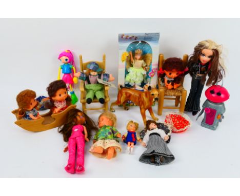 The Prestige Range, MGA, McDonalds, Marx, Other - A lot to include boxed and unboxed dolls that consist of a boxed 1984 The O