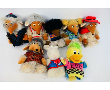 The Wombles - Edd The Duck - Rabbit - 6 x Wombles soft toys from 1998, four by Golden Bear and two by First Love, also an Edd