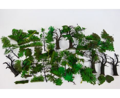 Britains - A group of unboxed Britains tree parts. Lot contains a number of tree parts some and appear to be parts from #1808