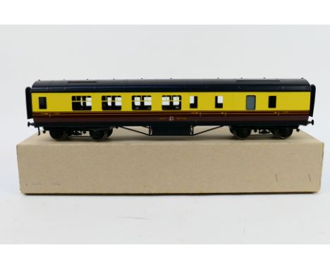 Exley - An O gauge Exley K6 Great Western Third Class Side Corridor Brake End Coach number 2266 in Very Good condition with l