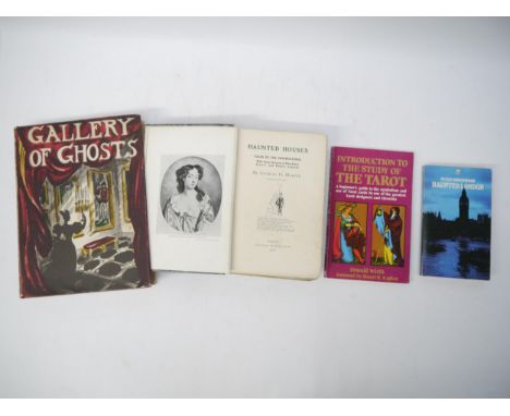(Supernatural, Occult, Ghost Stories.) James Reynolds: 'Gallery of Ghosts', New York, Creative Age Press, 1949, 1st edition, 