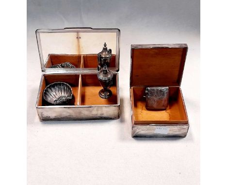 Two silver table cigarette boxes together with a miniature trophy, a shell salt and a vesta case (5)