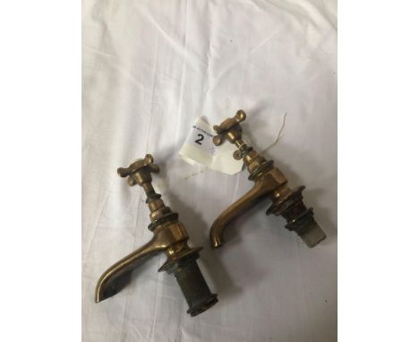  Sale Item:    PAIR BRASS TAPS   Vat Status:   No Vat   Buyers Premium:  This lot is subject to a Buyers Premium of 15% + Vat