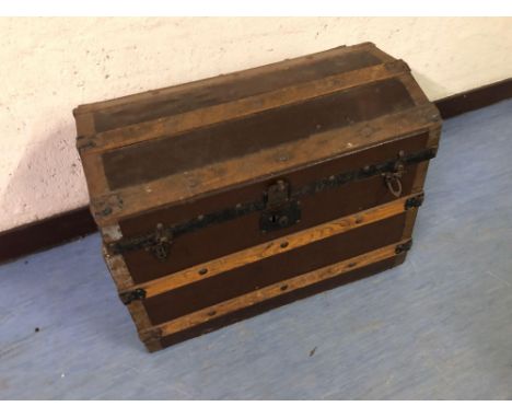  Sale Item:    TRUNK (AF)   Vat Status:   No Vat   Buyers Premium:  This lot is subject to a Buyers Premium of 15% + Vat @ 20